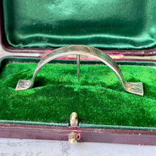 Cargar imagen en el visor de la galería, Edwardian Art Nouveau Sterling Silver Posy Holder Brooch. Rare Antique Silver Boutonniere/Buttonhole Lapel Pin. Wedding Groom Accessories.