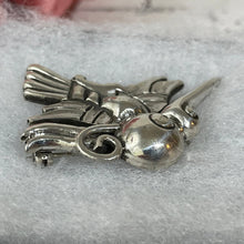 Cargar imagen en el visor de la galería, Vintage William Spratling 980 Silver Hummingbird Brooch. 1930s Retro Figural Fantasy Bird Lapel Pin. Designer Silver Jewelry, Taxco Mexico
