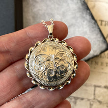 Cargar imagen en el visor de la galería, Vintage English Sterling Silver "Forget Me Not" Locket Locket Pendant Necklace. Victorian Revival Floral Engraved Large Round Locket & Chain