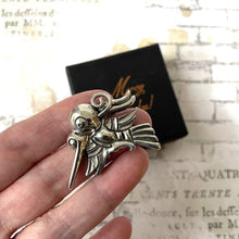 Cargar imagen en el visor de la galería, Vintage William Spratling 980 Silver Hummingbird Brooch. 1930s Retro Figural Fantasy Bird Lapel Pin. Designer Silver Jewelry, Taxco Mexico