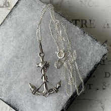 Cargar imagen en el visor de la galería, Vintage Victorian Style Sterling Silver Anchor Pendant Necklace. Fancy Silver Rope "Fouled" Anchor Engraved Pendant On Curb Chain.