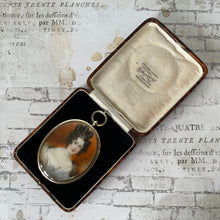 Lade das Bild in den Galerie-Viewer, Georgian Regency 18ct Gold Portrait Miniature Locket Pendant. Large Antique Gold Love Token Picture Locket With Hair Compartment.