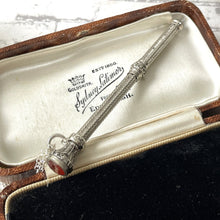 Cargar imagen en el visor de la galería, Victorian Engraved Sterling Silver Sliding Pencil Pendant With Citrine Seal. Antique Solid Silver Retracting/Telescopic Mechanical Pencil