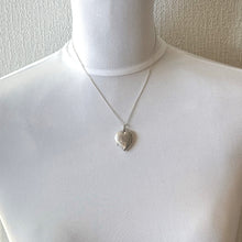Cargar imagen en el visor de la galería, Vintage Sterling Silver Engraved Rose Heart Locket Necklace. Medium Love Heart Locket & Chain. Victorian Style Floral Sweetheart Locket