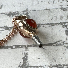 Lade das Bild in den Galerie-Viewer, Georgian 18ct Gold Carnelian Swivel Watch Key Pendant. Antique Scottish Agate Fob Pendant Charm. 18ct Rose Gold Pocket Watch Winder Key