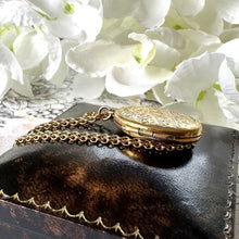 Cargar imagen en el visor de la galería, Antique Victorian Rolled Gold Locket & Chain. Floral Engraved Oval Photo Locket Pendant Necklace. Rosy Gold Antique Locket On Cable Chain