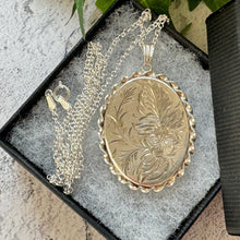 Cargar imagen en el visor de la galería, Vintage English Silver "Forget Me Not" Oval Locket Pendant Necklace. Victorian Revival Floral Engraved Large Locket & Chain, Hallmarked 1975