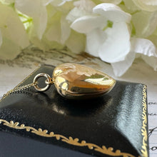 画像をギャラリービューアに読み込む, Antique Art Nouveau 9ct Gold Love Heart Locket Necklace. Edwardian Yellow Gold Small Floral Engraved Locket Pendant With Optional Chain.