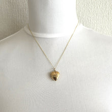 画像をギャラリービューアに読み込む, Antique Art Nouveau 9ct Gold Love Heart Locket Necklace. Edwardian Yellow Gold Small Floral Engraved Locket Pendant With Optional Chain.