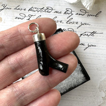 Lade das Bild in den Galerie-Viewer, Antique Victorian Coral Pendant Charm. Sterling Silver Black Coral Branch Pendant Fob. Victorian Novelty Pendant. Antique Watch Chain Fob.