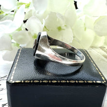 Cargar imagen en el visor de la galería, Vintage Sterling Silver, Onyx & Diamond Gents Ring. Classic Gemset Signet Style Ring. English Hallmarked Ring Size UK M-1/2, US 11.5