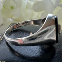 Cargar imagen en el visor de la galería, Vintage Sterling Silver, Onyx & Diamond Gents Ring. Classic Gemset Signet Style Ring. English Hallmarked Ring Size UK M-1/2, US 11.5