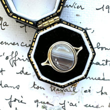 Cargar imagen en el visor de la galería, Vintage 9ct Gold Scottish Agate Ring. Delicate Antique Style Bezel Set Cabochon Ring. Brown Agate Neoclassical Ring, Size UK P, US 7-1/2