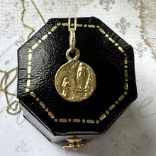 Cargar imagen en el visor de la galería, Vintage Italian 18ct Gold Miraculous Mary Pendant Necklace, Adolphe Penin. Tiny Virgin Mary Gold Medal & Chain. Minimalist Layering Necklace