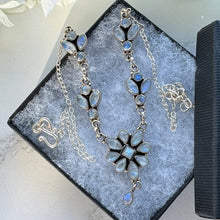 Cargar imagen en el visor de la galería, Vintage Indian Moonstone Sterling Silver Necklace. Art Nouveau Style Natural Moonstone Lavalier Pendant Necklace. Blue Moonstone Necklace