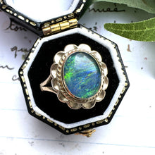 Cargar imagen en el visor de la galería, Vintage 9ct Gold 1.40ct Black Opal Solitaire Ring. Australian Opal Cabochon Ring. Yellow Gold Daisy Flower Ring, Size UK L-1/2/US 6