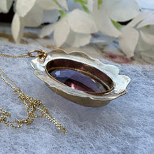 Cargar imagen en el visor de la galería, Vintage 9ct Gold 19.50ct Amethyst Solitaire Pendant. Art Nouveau Style Yellow Gold Deep Purple Amethyst Pendant With Optional Gold Chain