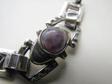Charger l'image dans la galerie, 1940s Mexican Silver & Amethyst Bracelet, Taxco. - MercyMadge