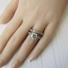 Cargar imagen en el visor de la galería, Pre-Owned 14ct White Gold & Diamond Tacori Wedding & Engagement Ring Set