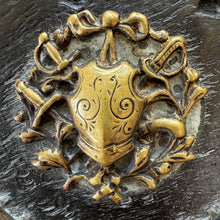 Charger l'image dans la galerie, Extremely Rare Set of 6 'Jumbo' (40mm) Georgian Livery Buttons – Authenticated by the V&amp;A Museum, 1943
