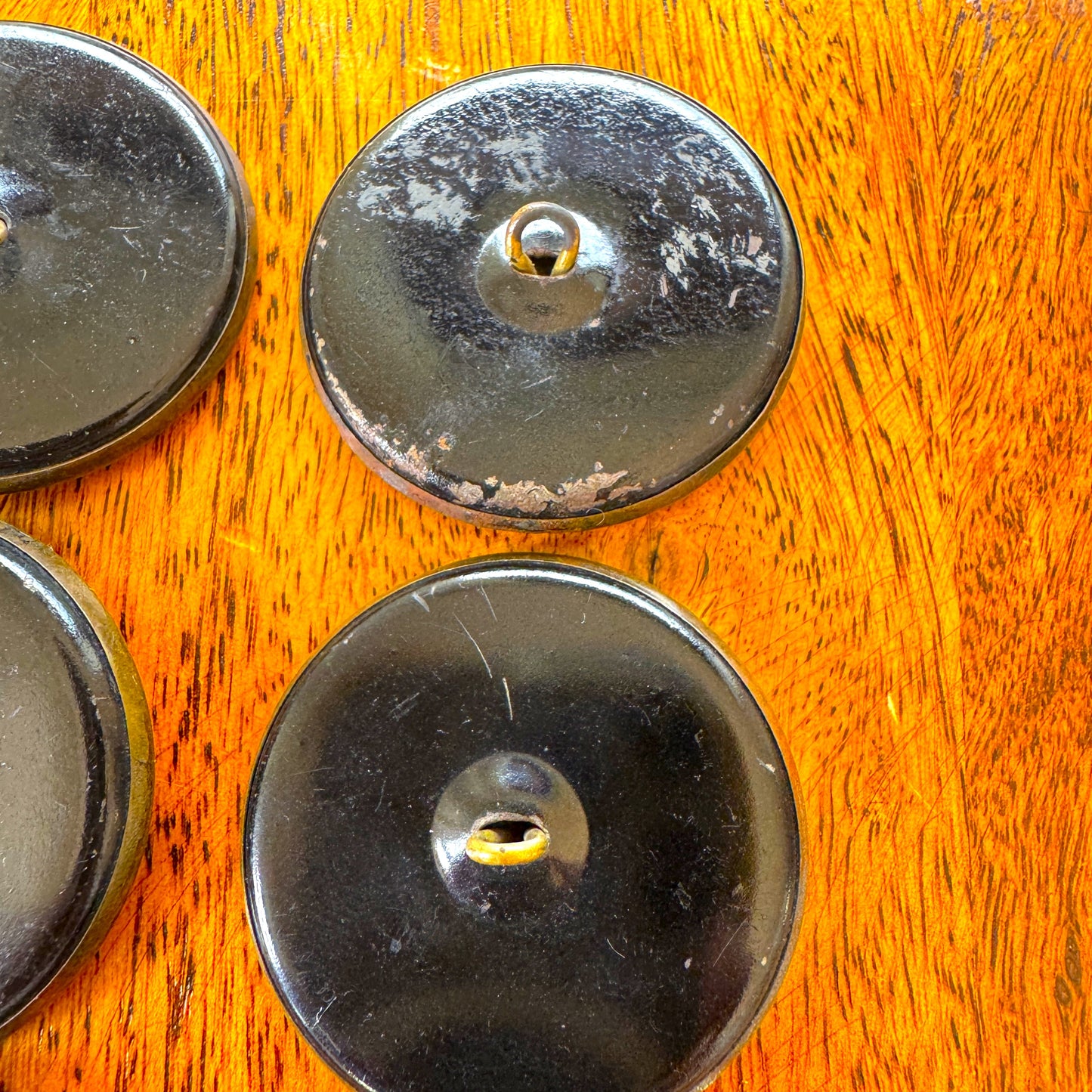 Extremely Rare Set of 6 'Jumbo' (40mm) Georgian Livery Buttons – Authenticated by the V&A Museum, 1943