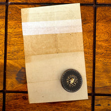 Charger l'image dans la galerie, Extremely Rare Set of 6 'Jumbo' (40mm) Georgian Livery Buttons – Authenticated by the V&amp;A Museum, 1943
