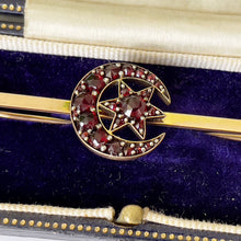 Cargar imagen en el visor de la galería, Antique Bohemian Garnet Gold Brooch
