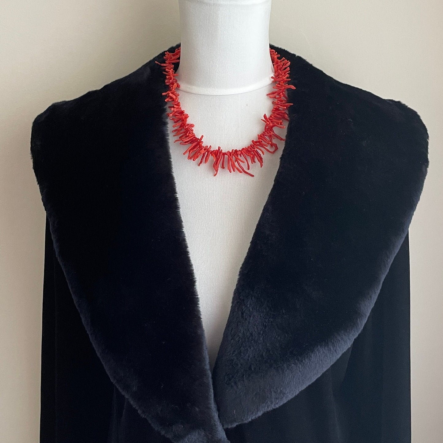 Vintage 14ct Gold Mediterranean Red Coral Necklace