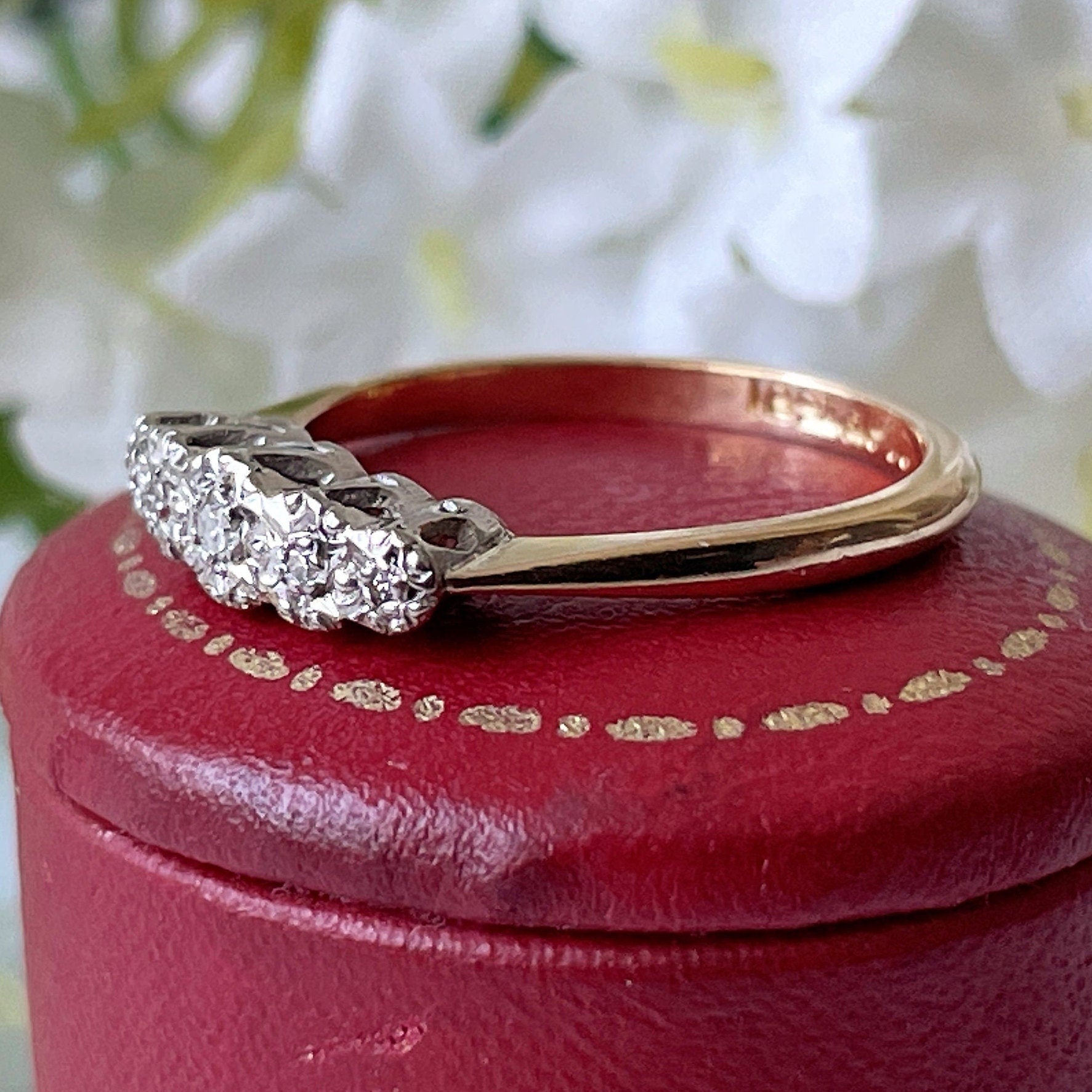 Art Deco 18ct Gold & Platinum Milligrain Set Diamond Ring
