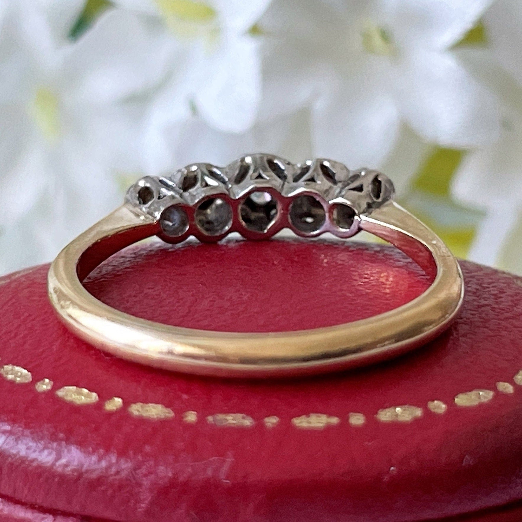 Art Deco 18ct Gold & Platinum Milligrain Set Diamond Ring