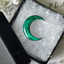 Load image into Gallery viewer, Victorian Scottish Malachite &amp; Silver Crescent Moon Brooch. Small Antique &quot;Honeymoon&quot; Lapel/Tie/Cravat/Stock Pin. Scottish Pebble Jewelry
