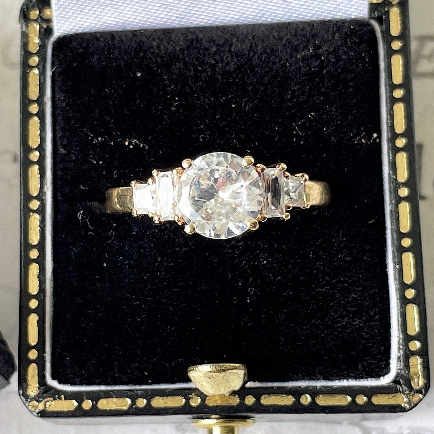 Vintage 9ct Gold CZ Statement Ring: 1.75ct Cocktail Ring, Size N/6.75