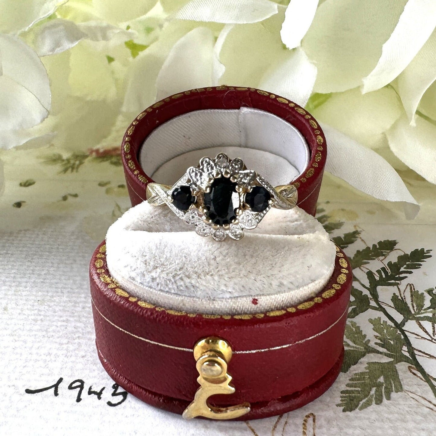 Vintage 1970's 9ct Gold Sapphire Diamond Daisy Flower Ring