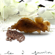 Charger l&#39;image dans la galerie, Vintage Carved Golden Brown Jade Fish Pendant
