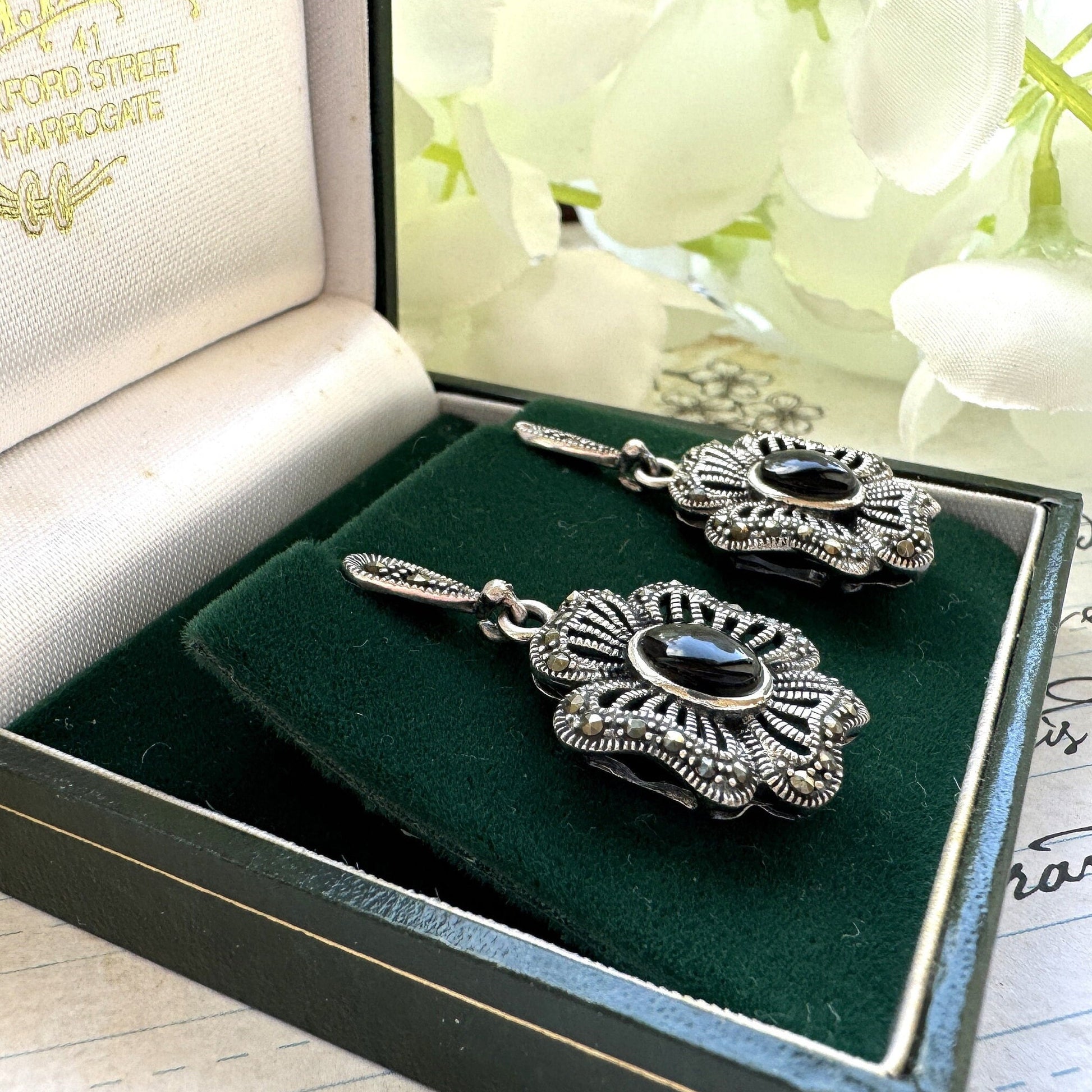 Vintage Whitby Jet Gemstone Sterling Silver Flower Earrings