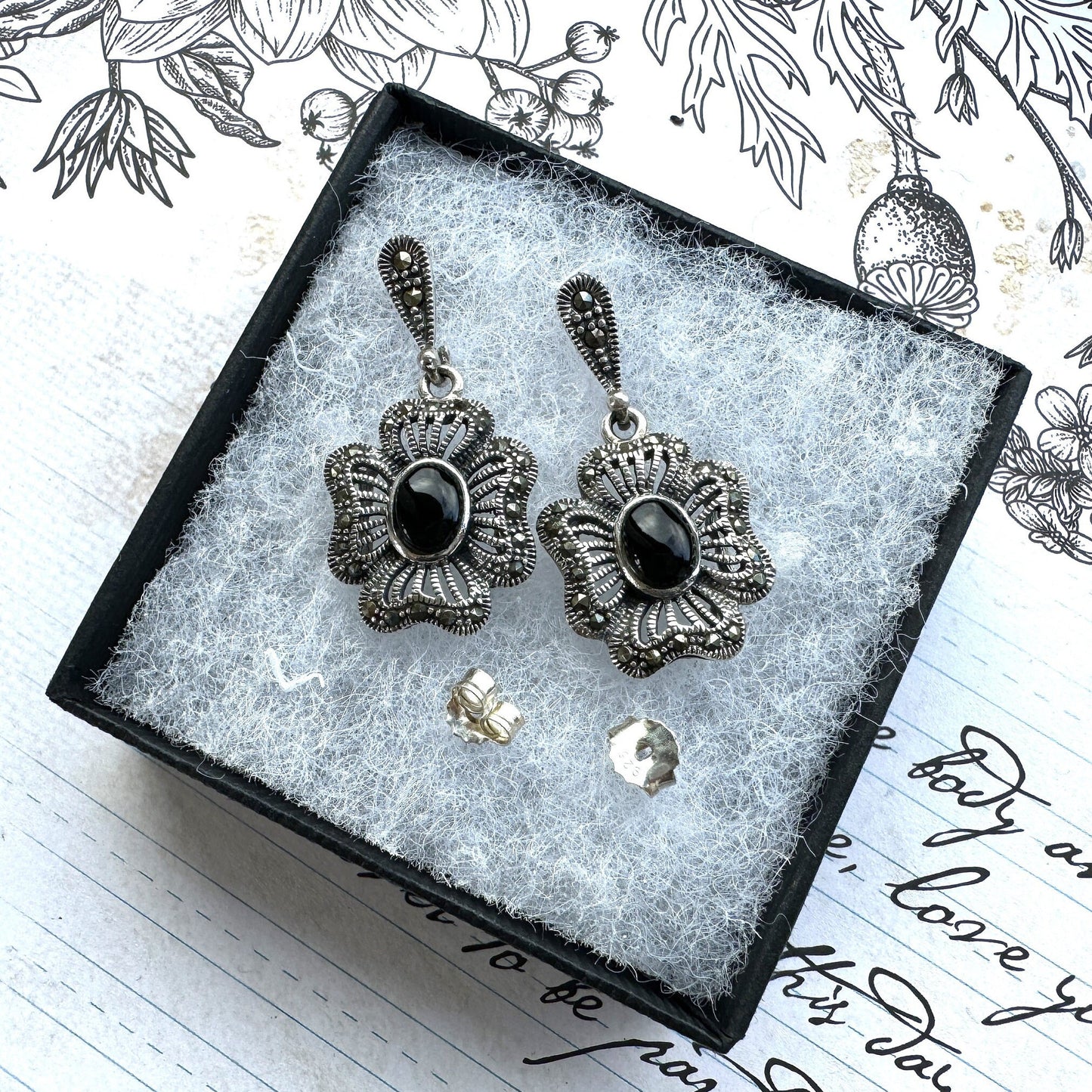 Vintage Whitby Jet Gemstone Sterling Silver Flower Earrings