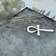 Charger l&#39;image dans la galerie, Vintage James Avery Sterling Silver Ankh Cross Pendant Necklace. Retired JA Large Silver Cross Pendant &amp; Chain. Collectible Silver Jewelry
