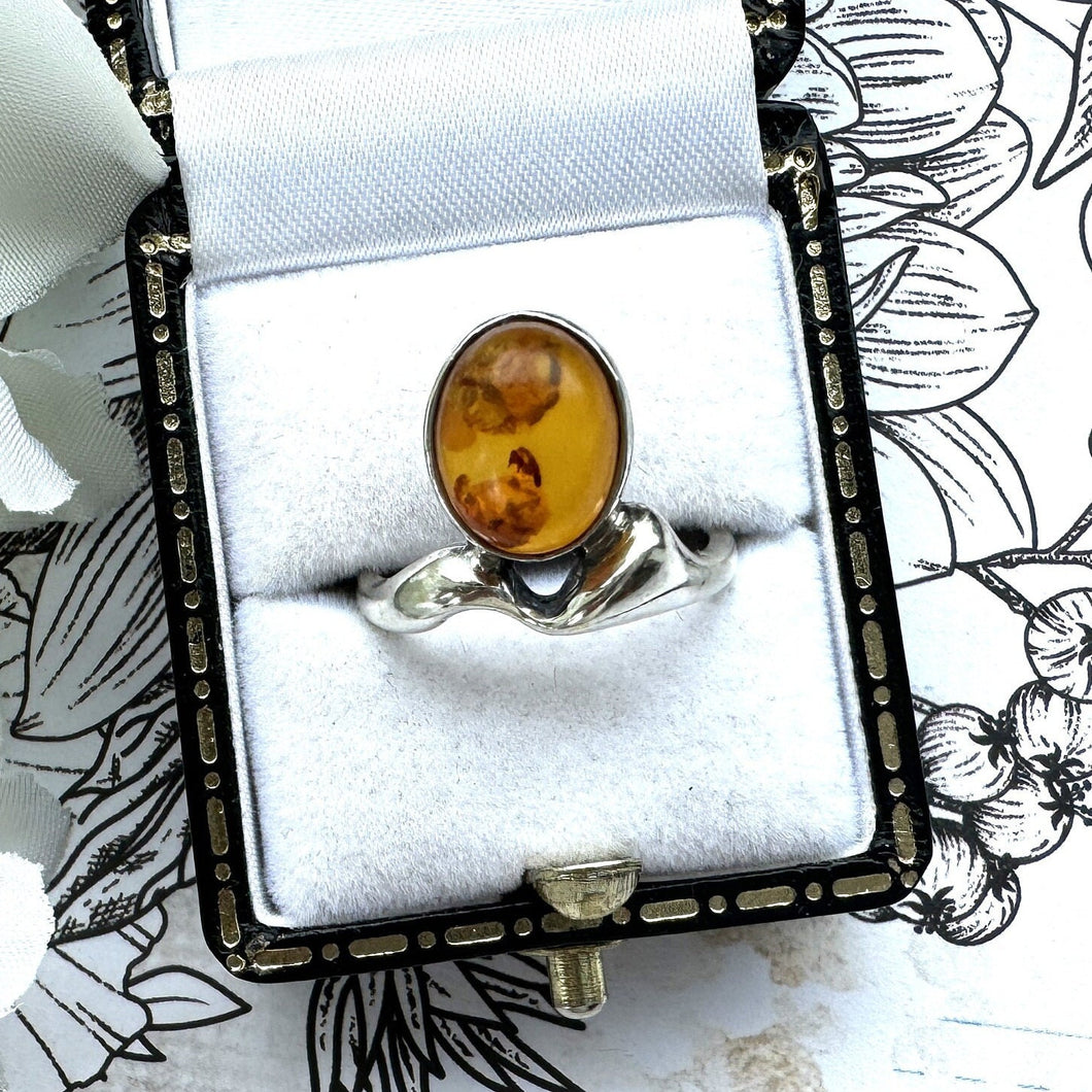 Vintage Baltic Amber Sterling Silver Modernist Statement Ring. Cognac Amber Abstract Silver Ring. Polish Amber Ring, Size UK L/US 5-3/4