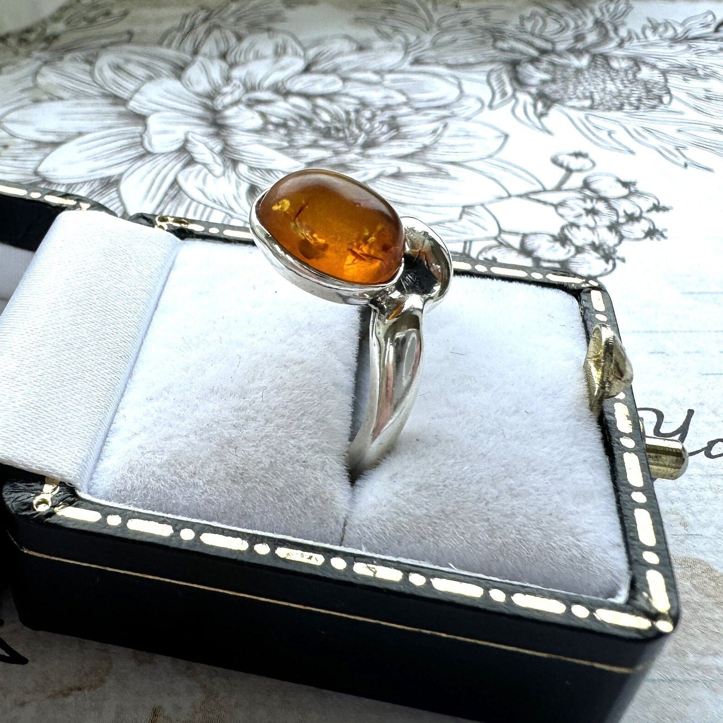 Vintage Baltic Amber Sterling Silver Modernist Statement Ring. Cognac Amber Abstract Silver Ring. Polish Amber Ring, Size UK L/US 5-3/4