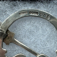 Cargar imagen en el visor de la galería, Vintage Rare Silver Celtic Penannular Pin, Henderson &amp; Horner, Glasgow 1941. Traditional Scottish Sterling Silver Plaid Brooch Pin
