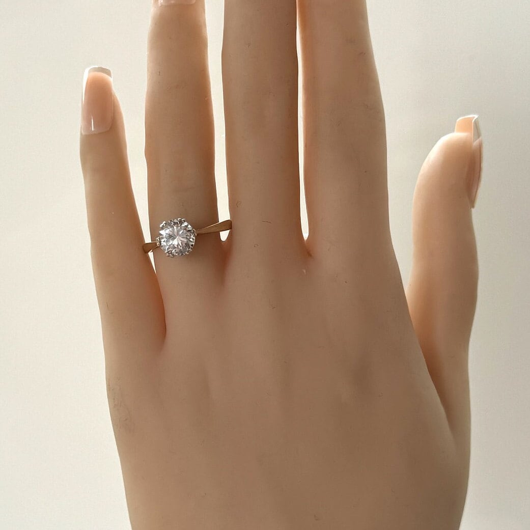 Vintage 9ct Gold 1.50ct White Crystal Solitaire Ring. Art Deco Style Classic Engagement Ring. CZ Simulated Diamond Solitaire Ring, M/6.25