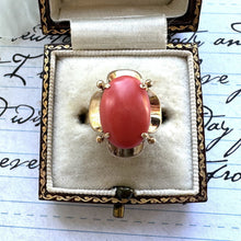 Cargar imagen en el visor de la galería, Vintage 14ct Gold Italian Red Coral Solitaire Ring. Massive Retro Flower Coral Cabochon Ring. 1970s Statement Cocktail Ring, Size P/7.75
