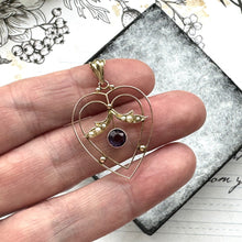 Cargar imagen en el visor de la galería, Antique Edwardian 9ct Gold Amethyst &amp; Pearl Heart Pendant Necklace
