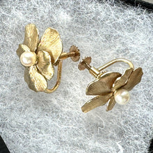 Load image into Gallery viewer, Vintage 14ct Rolled Gold Real Pearl Pansy Earrings. Krementz Gold Filled/Rolled Gold Screw Back Flower Earrings. 1950s Gold Pearl Earrings
