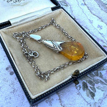 Charger l&#39;image dans la galerie, Vintage Baltic Amber Art Nouveau Style Pendant
