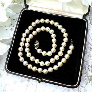 Vintage Classic Round Real Pearl Necklace With Gold Vermeil Clasp. 7mm Saltwater Pearl Necklace. Single Strand White Pearl 18