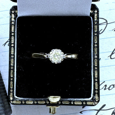 Vintage 9ct Gold 0.25ct Diamond Solitaire Ring. Classic Art Deco Style Crown Set 1/4ct Round Diamond Ring. Engagement Ring, Size 5 / J - 1/2