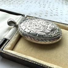 Cargar imagen en el visor de la galería, Antique Victorian Large Sterling Silver Photo Locket Pendant. Aesthetic Engraved Rose &amp; Fern 2-Sided Oval Silver Bookchain Locket.
