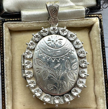 Charger l&#39;image dans la galerie, Victorian Aesthetic Engraved Silver Oval Statement Locket. Antique Star Studded Sterling Silver Large Heavy Bookchain Locket Pendant
