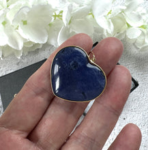 Cargar imagen en el visor de la galería, Antique Victorian 15ct Gold Carved Sodalite Love Heart Pendant. Large Natural Blue Gemstone Solitaire Heart Pendant.
